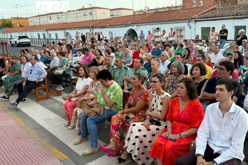 Foto 10 - Multitudinario y emotivo recibimiento en las calles al Santo Cristo del Humilladero en su esperada fiesta anual