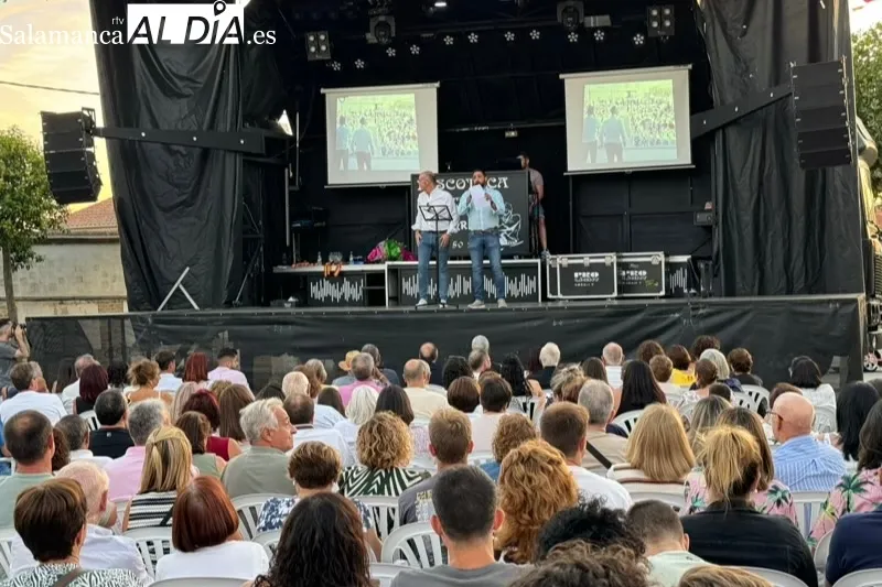 Foto 6 - Grandes y peque&ntilde;os disfrutan en Aldeaseca de la Frontera con la divertida y colorida bienvenida a las fiestas de la Asunci&oacute;n