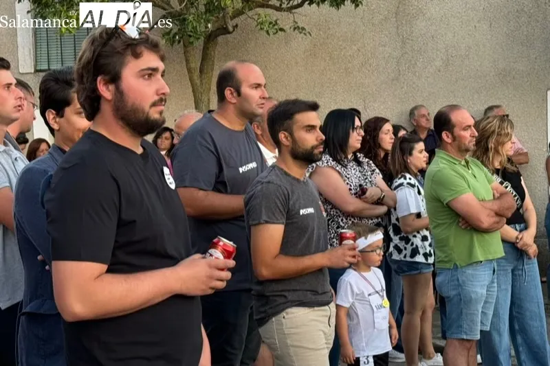 Foto 5 - Grandes y peque&ntilde;os disfrutan en Aldeaseca de la Frontera con la divertida y colorida bienvenida a las fiestas de la Asunci&oacute;n