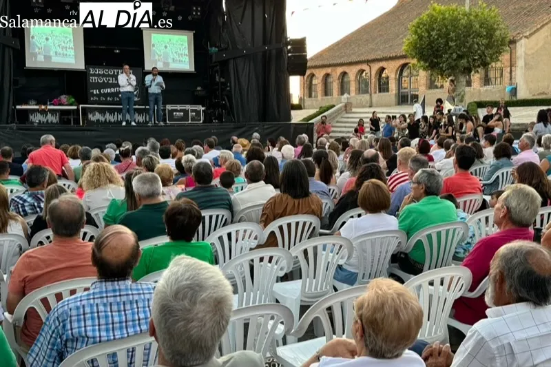 Foto 3 - Grandes y peque&ntilde;os disfrutan en Aldeaseca de la Frontera con la divertida y colorida bienvenida a las fiestas de la Asunci&oacute;n