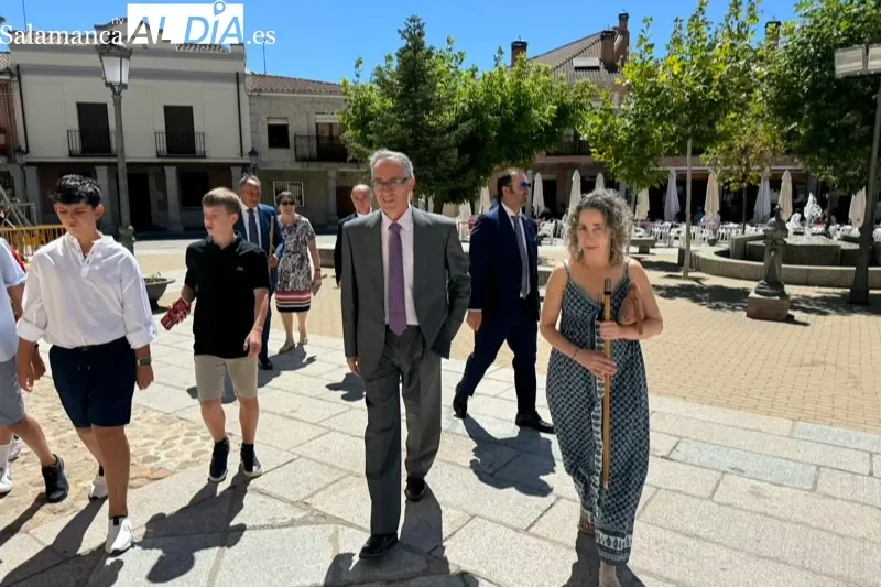 Foto 3 - Lleno en la iglesia de Macotera para la eucarist&iacute;a en honor a la Virgen de la Encina