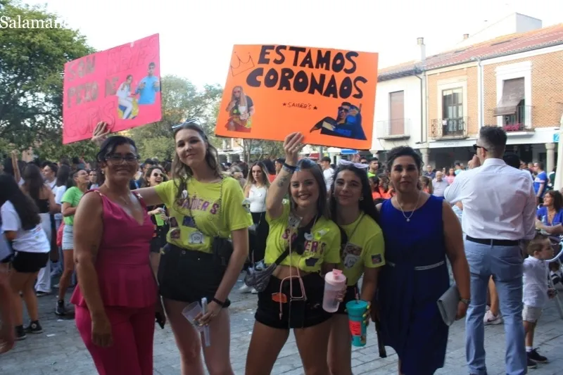 Foto 13 - Pe&ntilde;aranda da una multitudinaria, emotiva y colorida bienvenida a las Ferias y Fiestas 2024