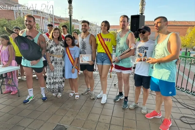 Foto 2 - Gran ambiente y 57 grupos protagonizan la gran Gincana de Pe&ntilde;as de las Ferias y Fiestas