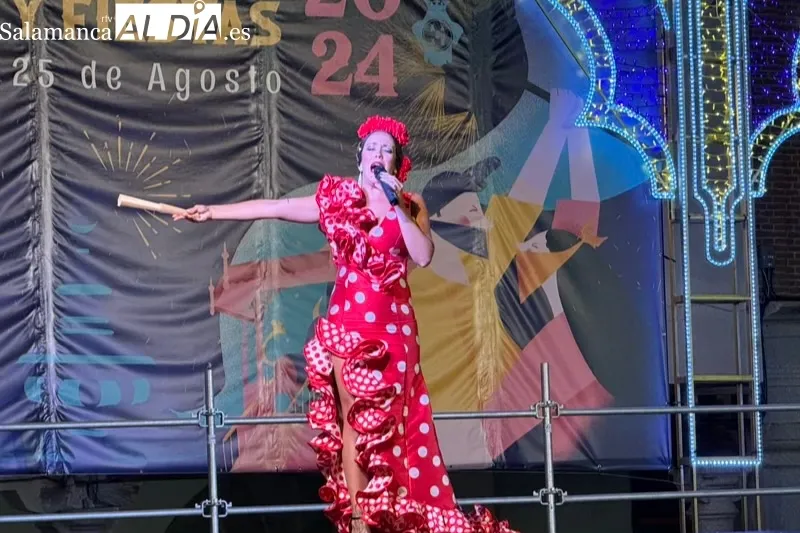 Foto 4 - Correpe&ntilde;as festivo, cuentacuentos y copla: El Mi&eacute;rcoles de Ferias, disfrutado por grandes y peque&ntilde;os