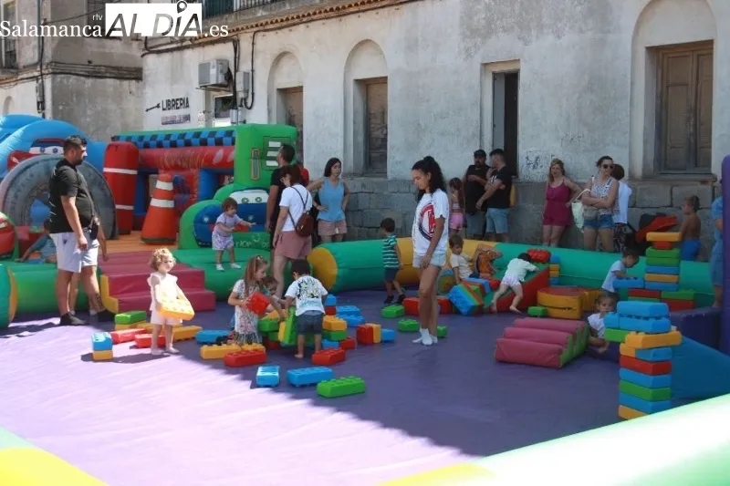 Foto 3 - La gran fiesta para grandes y peque&ntilde;os del Jueves de Ferias se vive con la tradicional Multiactividad Infantil