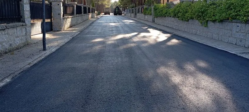 Foto 3 - Pavimentaci&oacute;n de la calle Madro&ntilde;os en el Pinar de Alba