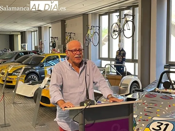 Un Lucchini SR 2000/14 se incorpora al Museo de Automoción | FOTOS: Miguel González 