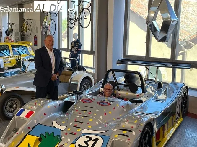 Un Lucchini SR 2000/14 se incorpora al Museo de Automoción | FOTOS: Miguel González 