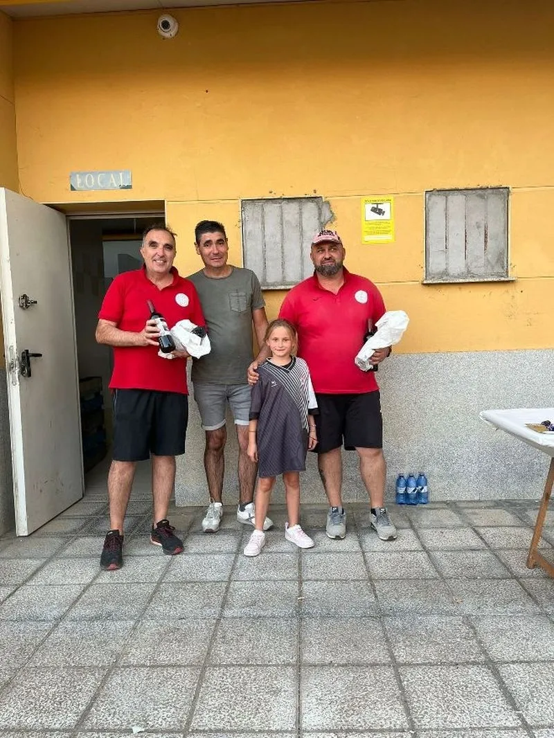 Foto 7 - El Club Amigos de Monterrubio gana su Torneo Nacional 2024