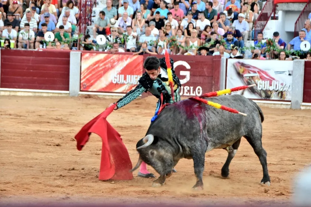 Foto 3 - La terna en hombros con gran corrida de Victorino Mart&iacute;n&nbsp;