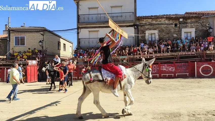 Divertida tarde de Quintos en Vilvestre / CORRAL