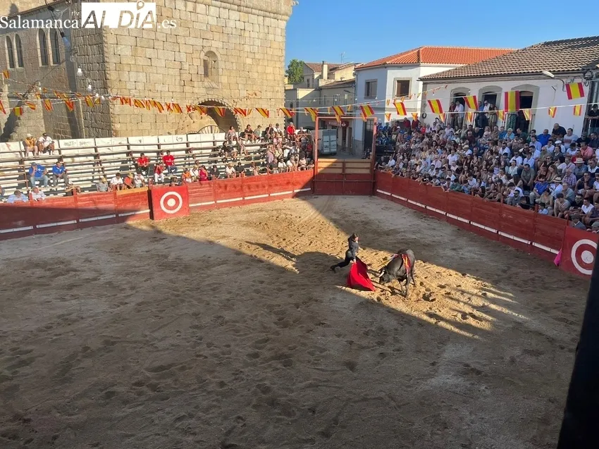 Festival taurino en Villavieja a beneficio de la residencia de mayores Fundación Virgen de los Caballeros