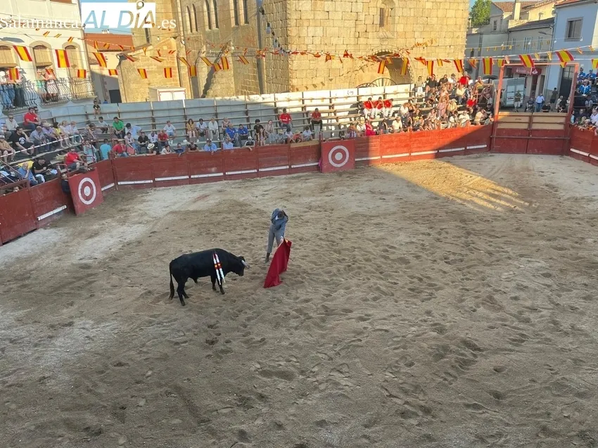 Festival taurino en Villavieja a beneficio de la residencia de mayores Fundación Virgen de los Caballeros