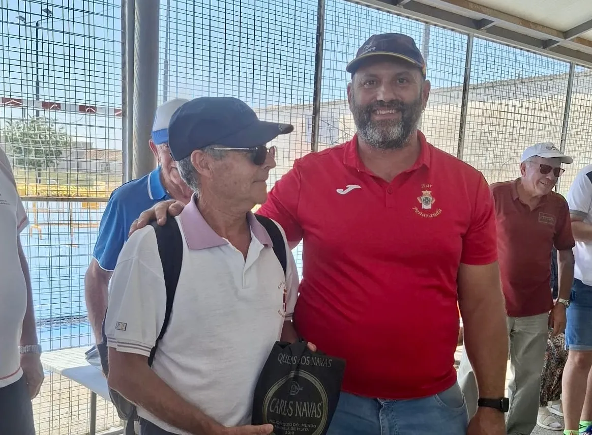 Foto 3 - Exitoso estreno para el I Campeonato de Calva en el Campo de Pe&ntilde;aranda