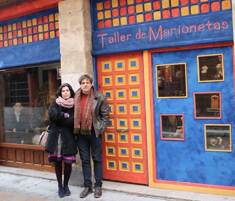 El jueves 19 de septiembre la Casa de las Conchas acoge el espectáculo de marionetas de Alauda, “The puppet circus”