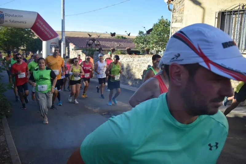 Foto 11 - H&eacute;ctor Rodr&iacute;guez y Esther Cruz ganan la Carrera Campestre de Valdemierque