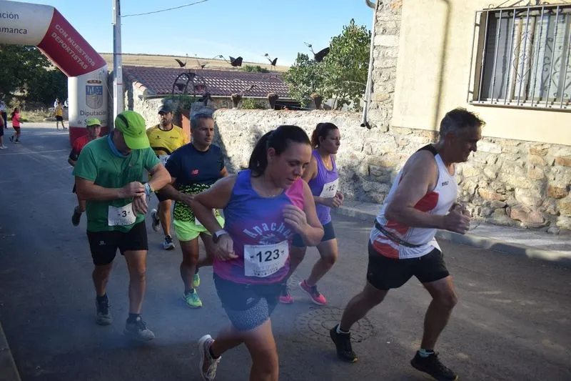 Foto 5 - H&eacute;ctor Rodr&iacute;guez y Esther Cruz ganan la Carrera Campestre de Valdemierque