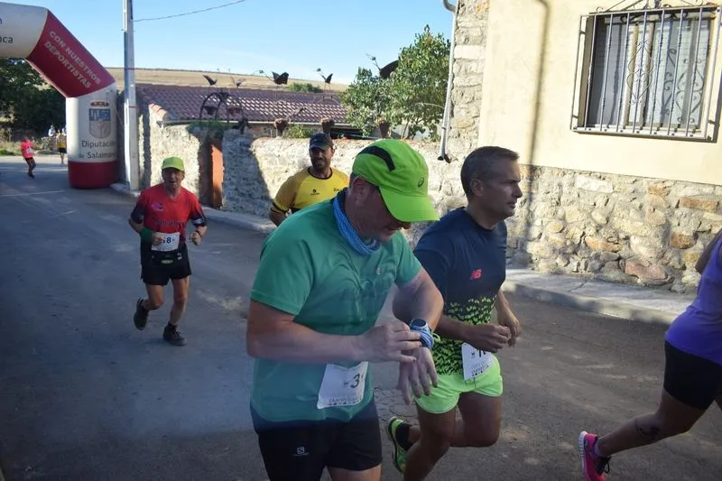 Foto 4 - H&eacute;ctor Rodr&iacute;guez y Esther Cruz ganan la Carrera Campestre de Valdemierque