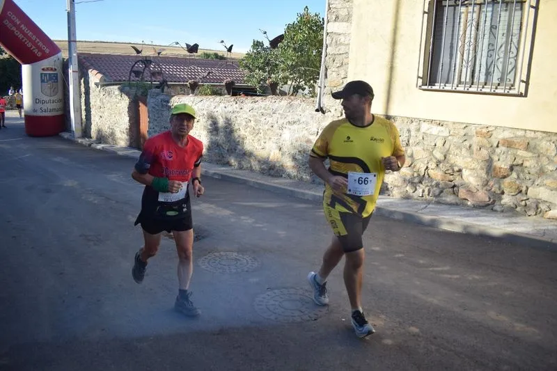 Foto 3 - H&eacute;ctor Rodr&iacute;guez y Esther Cruz ganan la Carrera Campestre de Valdemierque