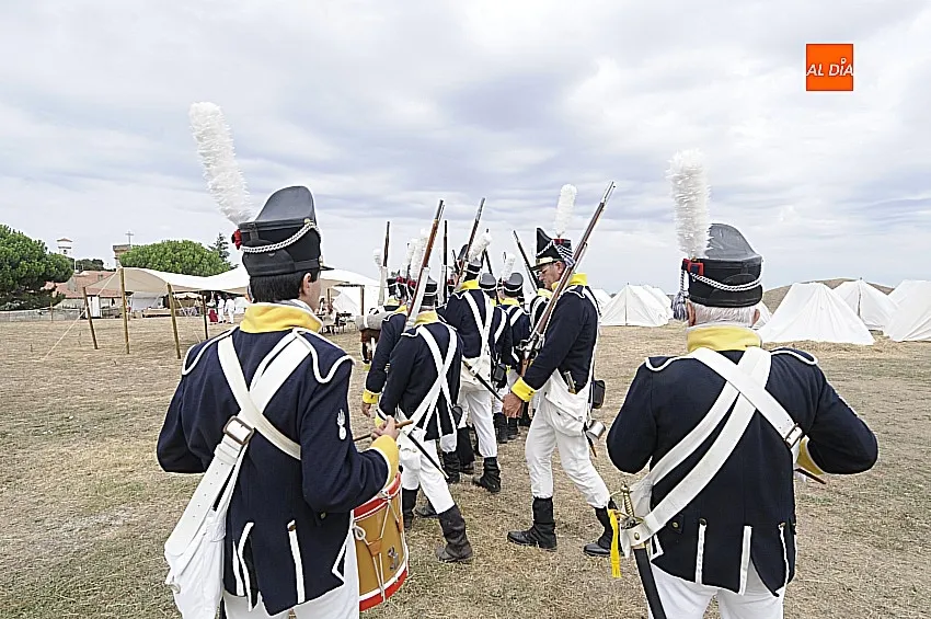 Foto 11 - Almeida hace por 20&ordf; ocasi&oacute;n un viaje a la &eacute;poca napole&oacute;nica con la recreaci&oacute;n del Cerco