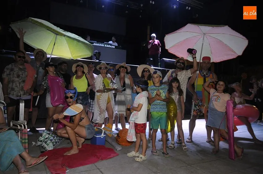 Desfile de disfraces en Aldea del Obispo / Fotos: Adrián M.Pastor