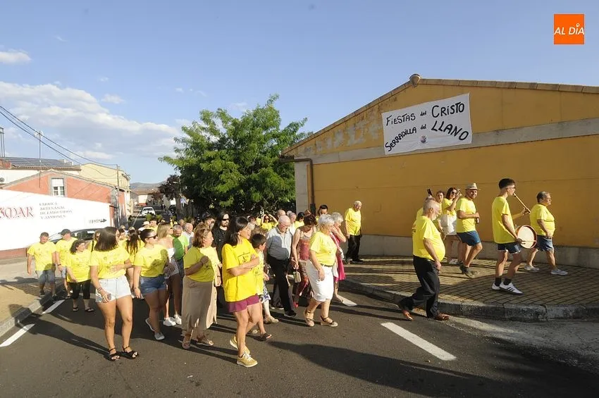 Las peñas fueron las protagonistas en el pregón de fiestas/ Fotos: Adrián M.Pastor