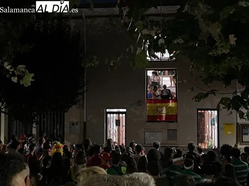 Foto 10 - El preg&oacute;n de fiestas y el chupinazo da el pistoletazo de salida a las fiestas de Castellanos de Moriscos