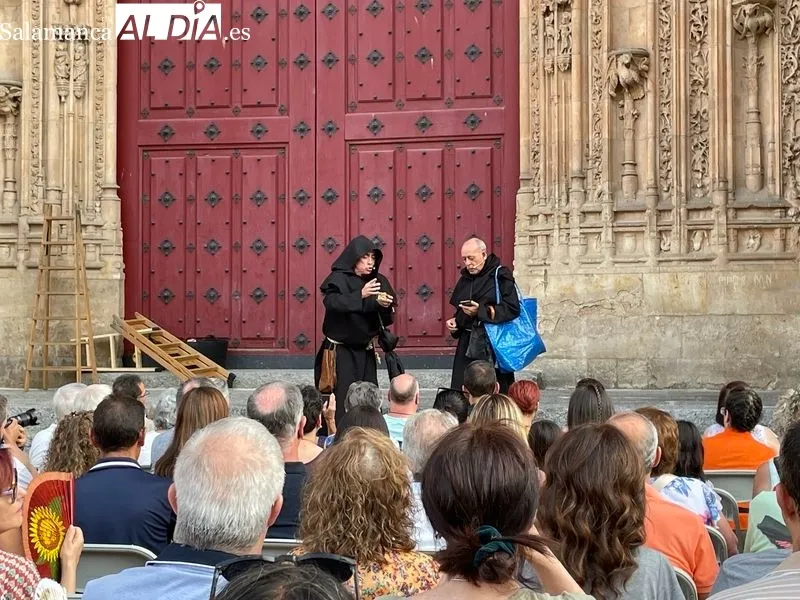 Foto 7 - Kuro NeKo representa &iexcl;JER&Oacute;&Oacute;&Oacute;&Oacute;&Oacute;NIMO! en el Atrio de la Catedral para abrir el fin de semana