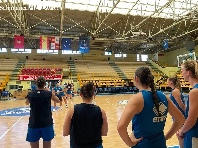 Foto 12 - As&iacute; ha sido el primer entrenamiento de pretemporada del Perfumer&iacute;as Avenida