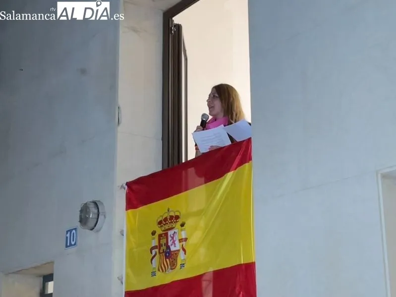 Foto 4 - El preg&oacute;n de fiestas y el chupinazo da el pistoletazo de salida a las fiestas de Castellanos de Moriscos