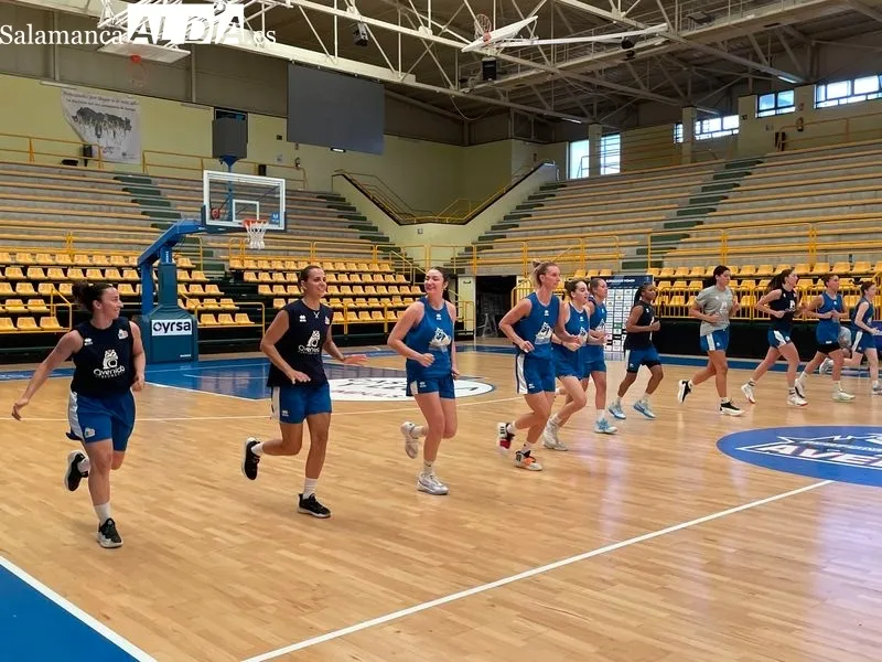 Foto 9 - As&iacute; ha sido el primer entrenamiento de pretemporada del Perfumer&iacute;as Avenida