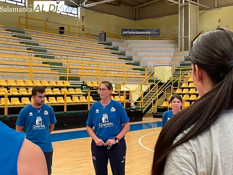 Foto 8 - As&iacute; ha sido el primer entrenamiento de pretemporada del Perfumer&iacute;as Avenida