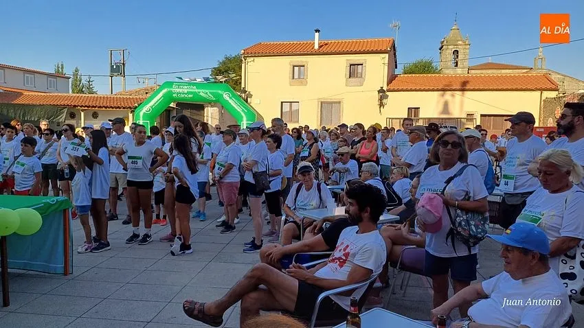 Marcha contra el Cáncer en Aldea del Obispo/ Fotos: Juan Martín