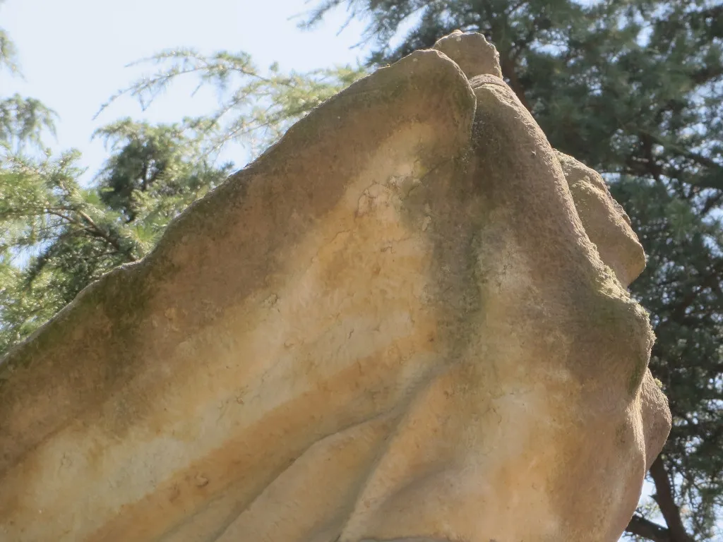 'Monumento a la unificación' en los jardines de Salesas. Foto de la Asociación de Ciudadanos por la Defensa del Patrimonio de Salamanca