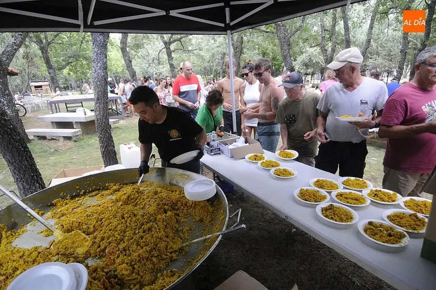 Paella popular fiestas de Agallas/ Fotos: Adrián M.Pastor
