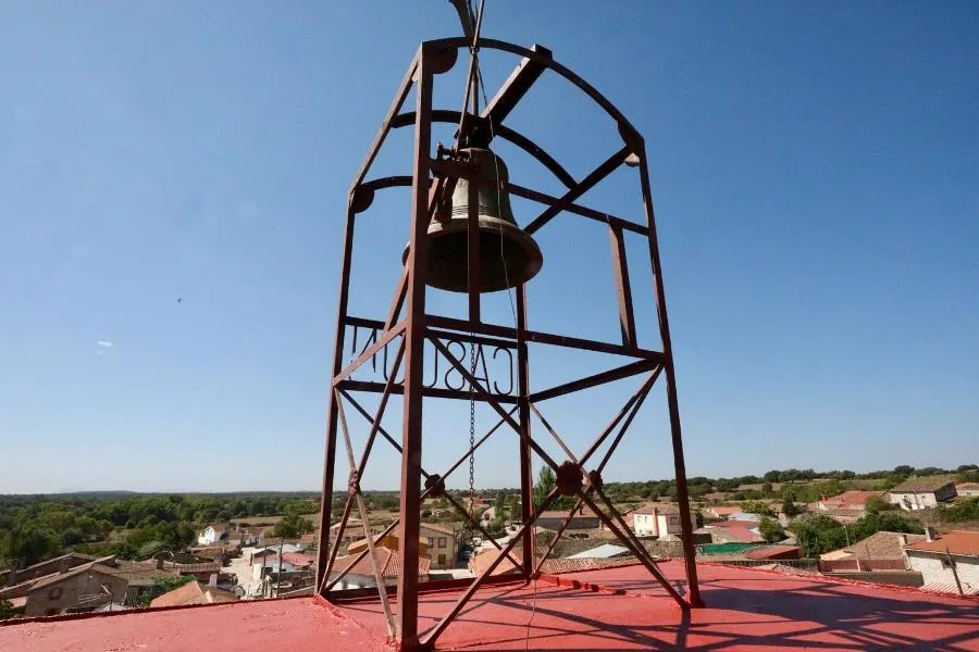 Foto 3 - Fuentes de O&ntilde;oro restaura su reloj mec&aacute;nico, el m&aacute;s antiguo de este tipo de la provincia