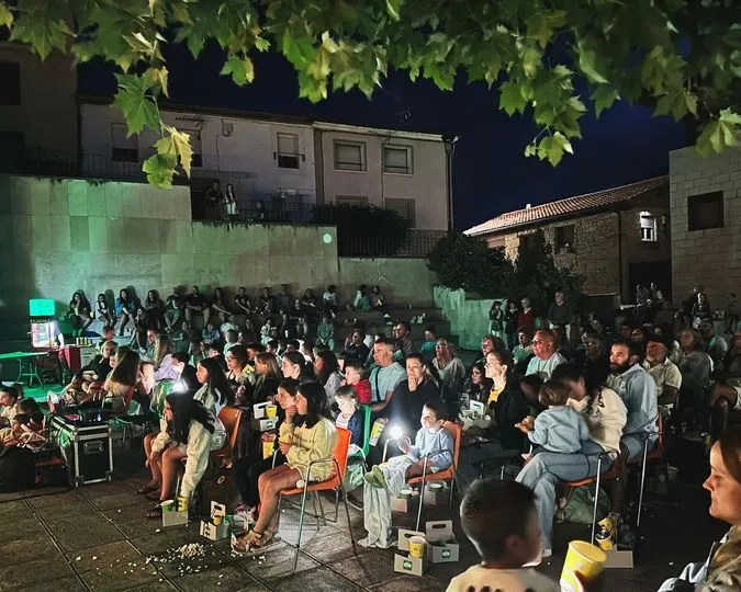 Valle de Tobalina, escenario del Festival de Microcine 'Un pueblo de cine'  