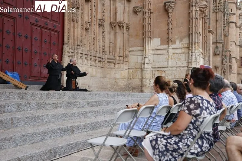 La obra ¡JERÓÓÓÓÓNIMO! reúne a gran cantidad de público  | FOTOS: David
