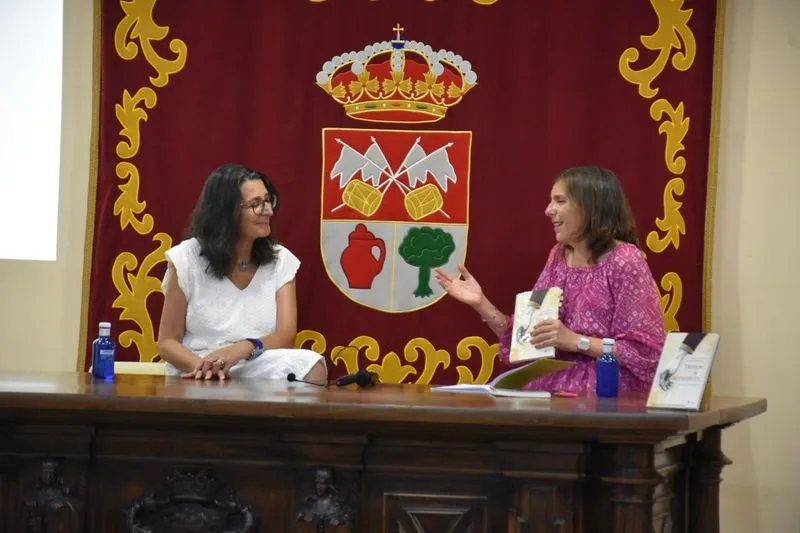 Tamames celebra con gran éxito de público su Primera Feria del Libro | FOTOS: Fernando Sánchez Gómez