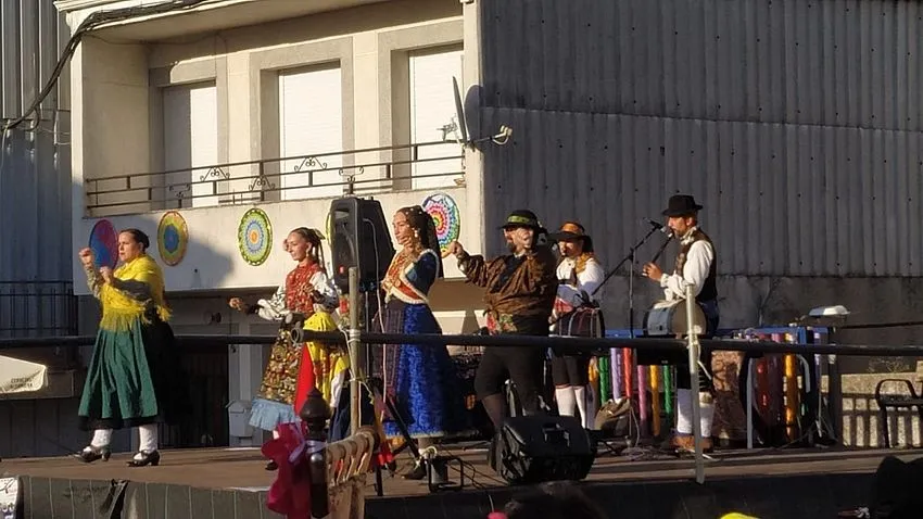 Foto 5 - El Payo celebra el XI festival Folkl&oacute;rico &ldquo;La Sart&eacute;n Charra&rdquo;
