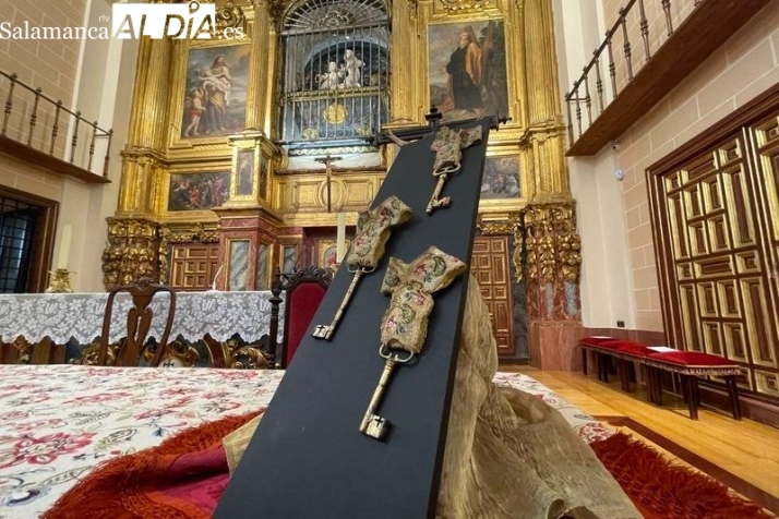 La apertura y estudio del sepulcro y las reliquias de Santa Teresa de Jes&uacute;s comienzan el 28 de agosto | Imagen 1