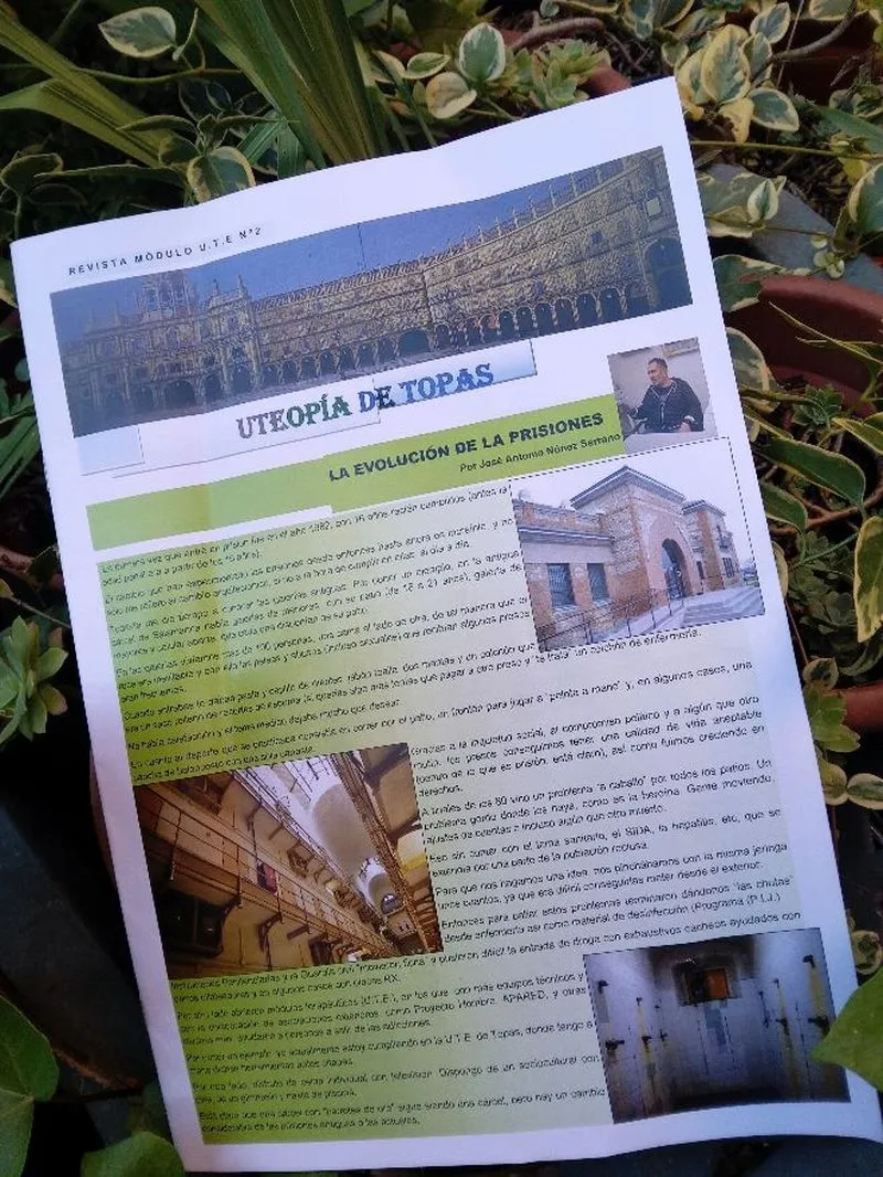 Presentación del segundo número de la revista 'Uteopía' en el Centro Penitenciario de Topas