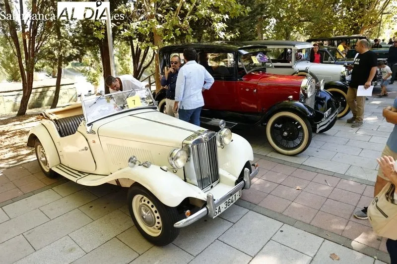 Imagen de archivo del II Concurso de Automóviles Clásicos