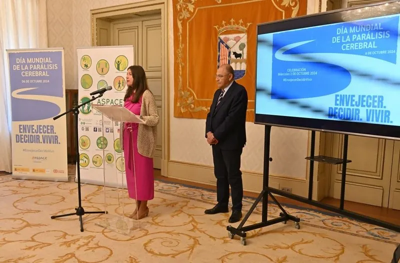 Presentación en el Ayuntamiento de Salamanca de los actos del Día Mundial de la Parálisis Cerebral