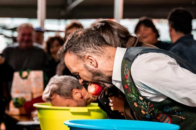 EXPODEMO: En septiembre brillan la manzana y el espumoso de las Terras do Demo