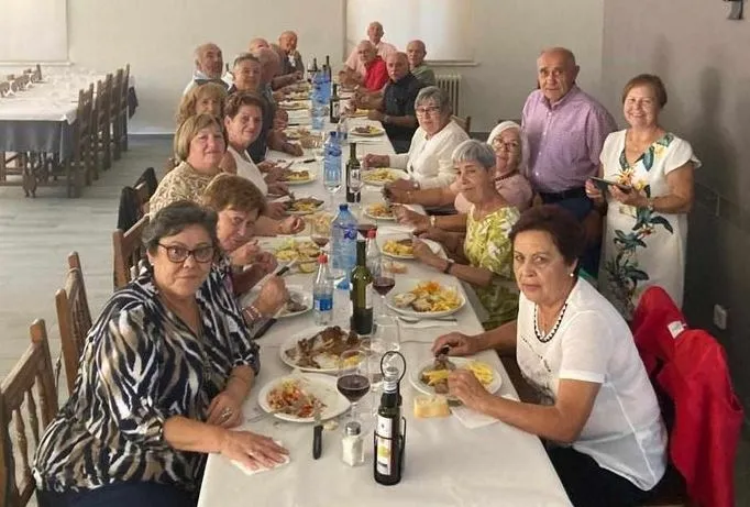 Foto 3 - Los vecinos de Barquilla festejan a su patrona