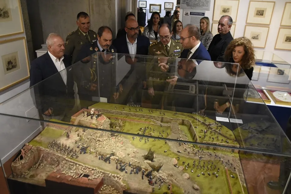 Foto 3 - La m&uacute;sica gu&iacute;a la apertura de las II Jornadas de Defensa de Ciudad Rodrigo