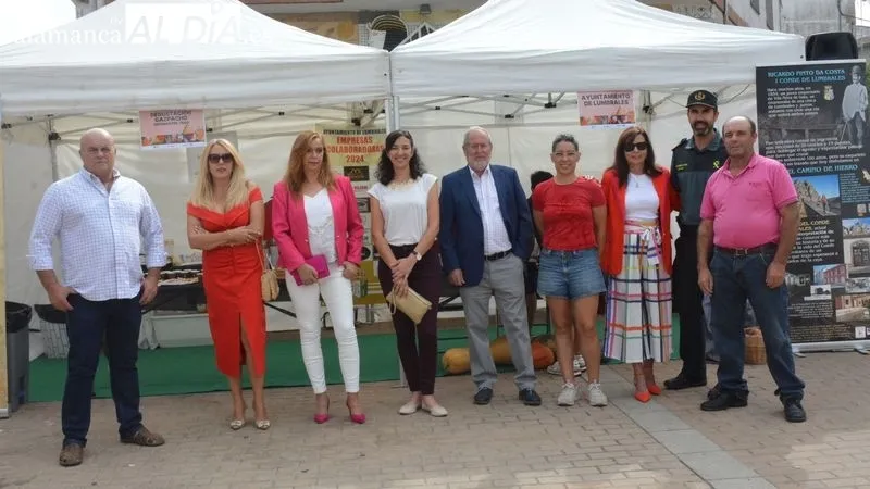 Foto 5 - Lumbrales vive un animado cierre de fiestas con la feria hort&iacute;cola y una comida solidaria