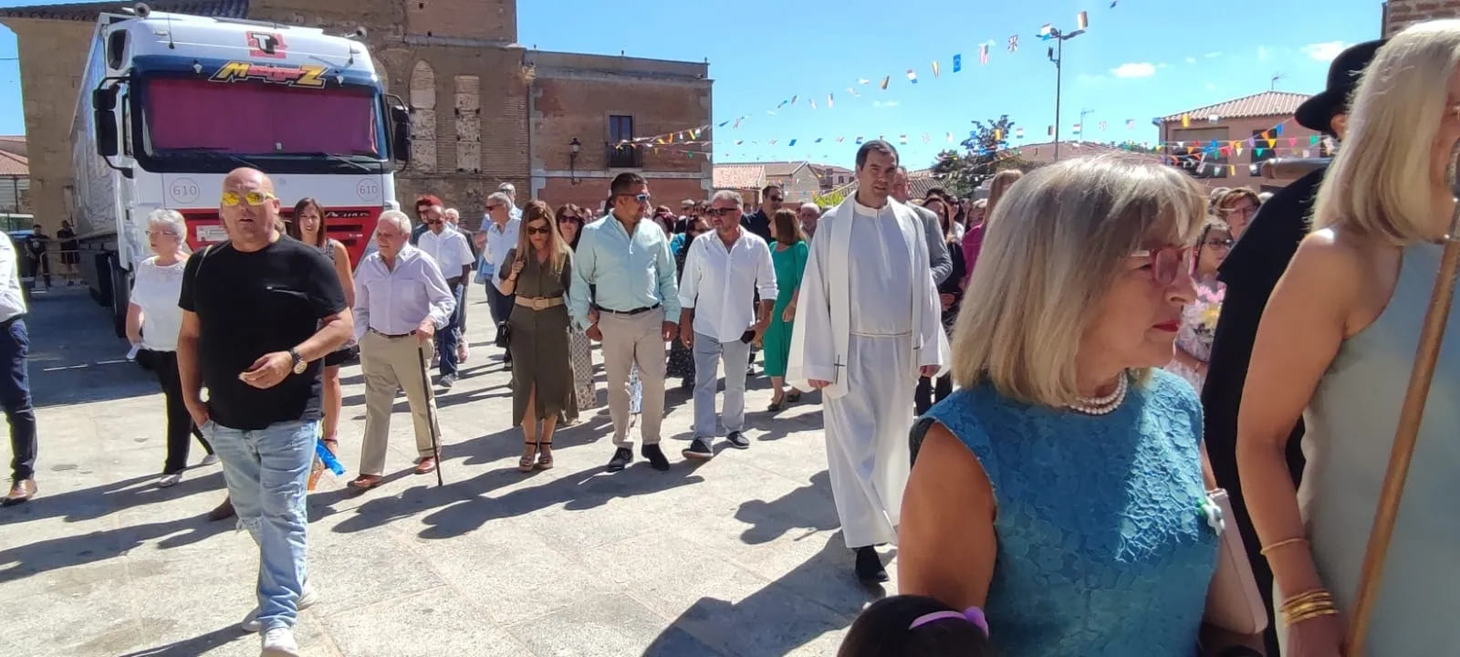 Foto 3 - Villoria honra a la Virgen de la Vega en su hist&oacute;rica procesi&oacute;n