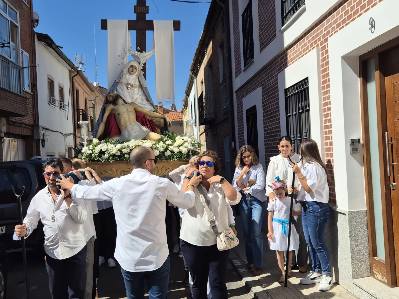 Foto 3 - Fervor y vivas a Nuestra Se&ntilde;ora de la Piedad en el d&iacute;a grande de su fiesta